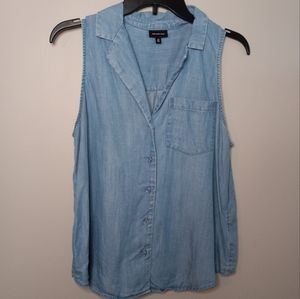 BOGO FREE❣️Chambray tank top